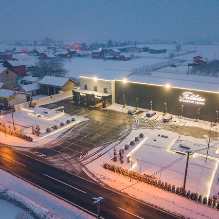 Motel Felikitas Laktaši エクステリア 写真